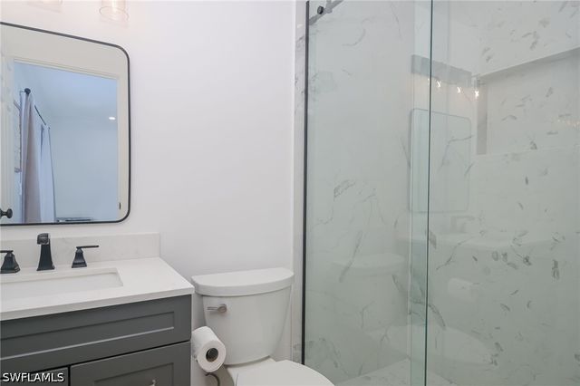 1420 Jewel Box AVE, Naples, FL 34102