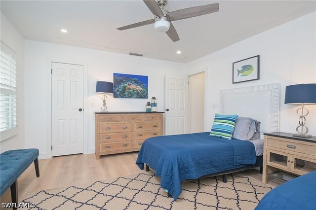 1420 Jewel Box AVE, Naples, FL 34102