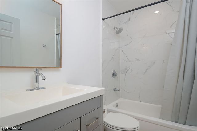 1420 Jewel Box AVE, Naples, FL 34102