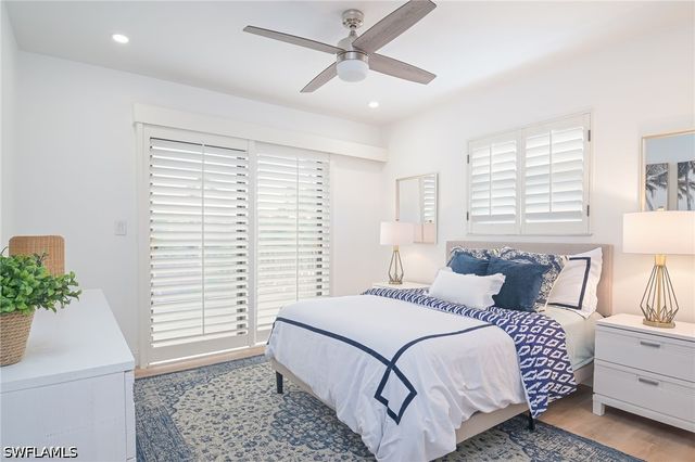 1420 Jewel Box AVE, Naples, FL 34102