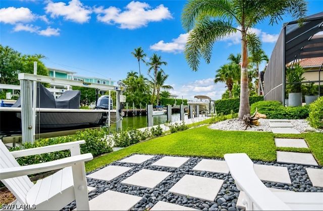 1420 Jewel Box AVE, Naples, FL 34102