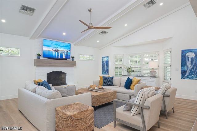 1420 Jewel Box AVE, Naples, FL 34102