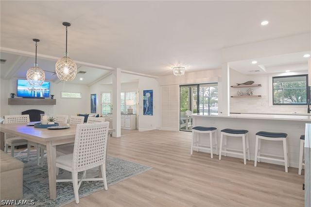 1420 Jewel Box AVE, Naples, FL 34102