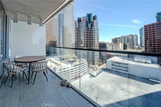 877 Francisco 1717, Los Angeles, CA 90017
