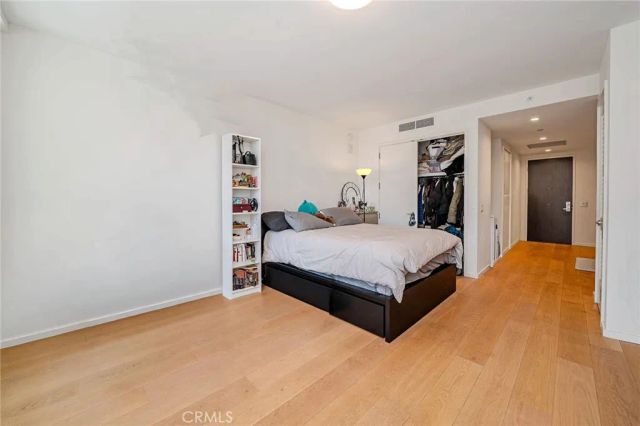 877 Francisco 1717, Los Angeles, CA 90017