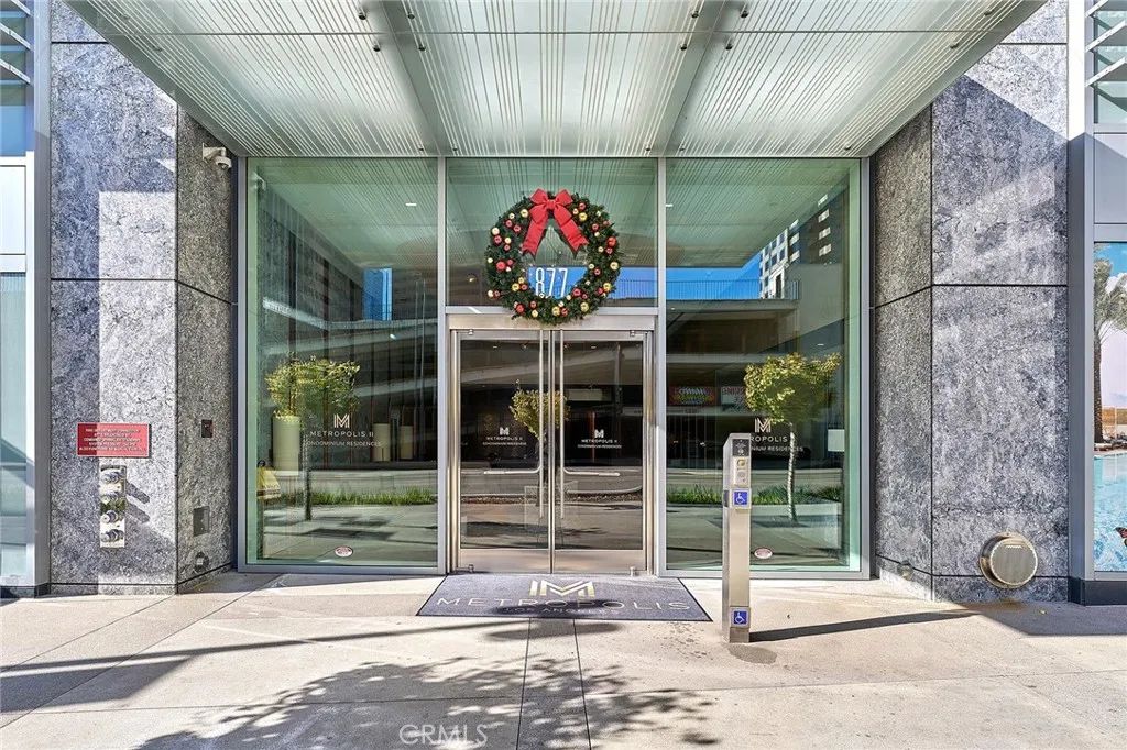 877 Francisco 1717, Los Angeles, CA 90017