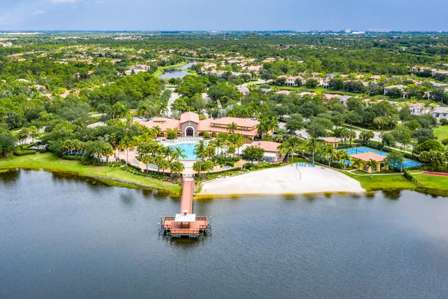 550 Tomahawk Court, Palm Beach Gardens, FL 33410