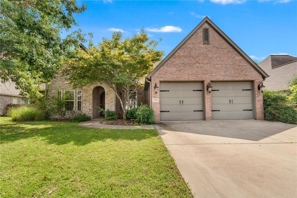 3500 Kirkwood Street, Rogers, AR 72758