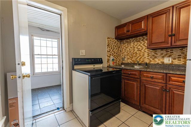 1015 West Hamilton Street B, Allentown City, PA 18101