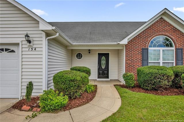 154 Audubon Drive, Raeford, NC 28376