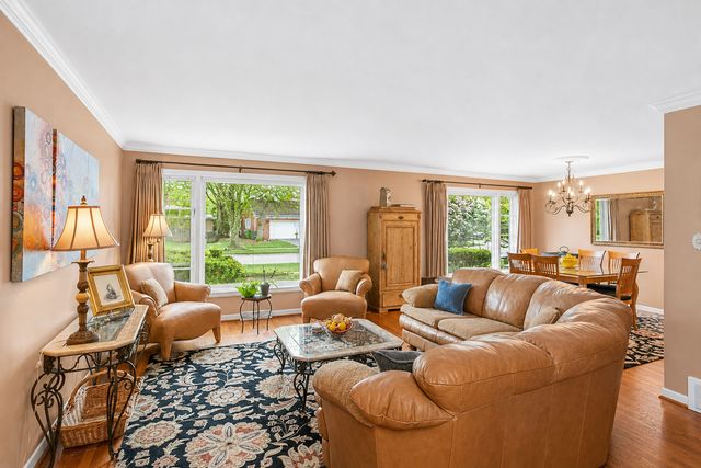 9120 Karlov Avenue, Oak Lawn, IL 60453