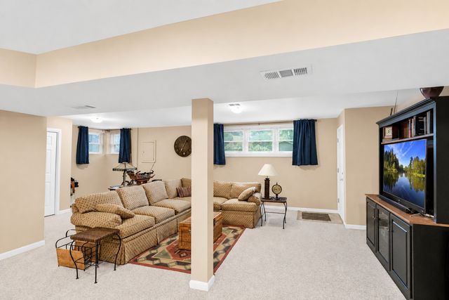 9120 Karlov Avenue, Oak Lawn, IL 60453