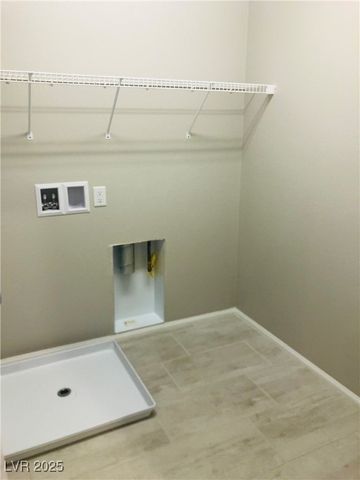 7108 Blissful Peak Street, North Las Vegas, NV 89084