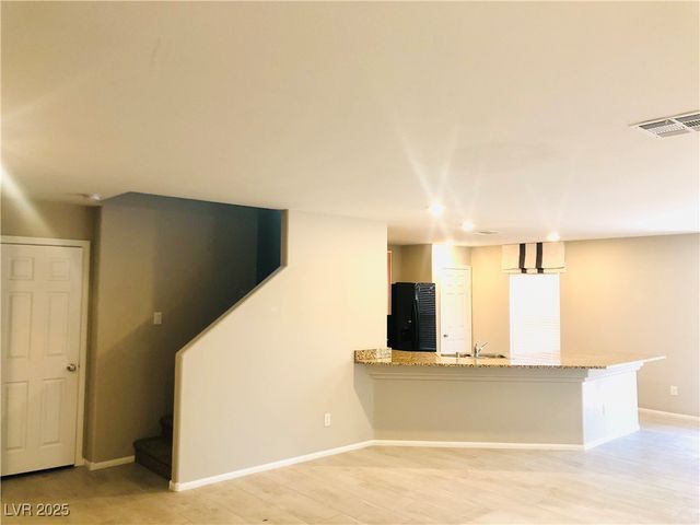 7108 Blissful Peak Street, North Las Vegas, NV 89084