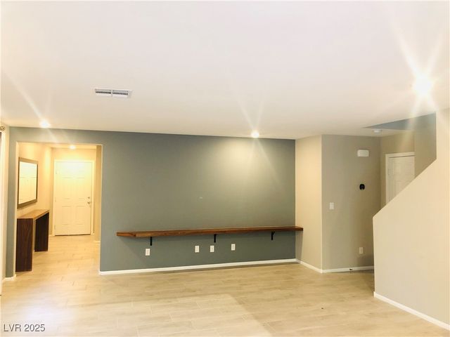 7108 Blissful Peak Street, North Las Vegas, NV 89084