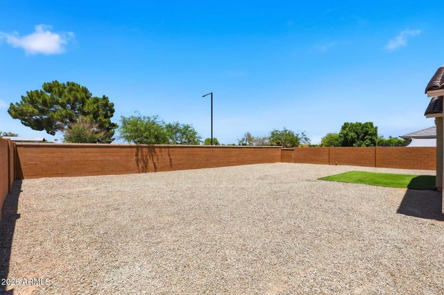 18018 W HESS Street, Goodyear, AZ 85338