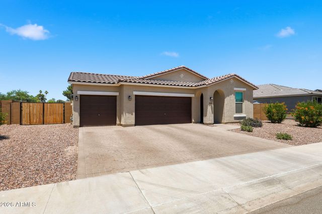 18018 W HESS Street, Goodyear, AZ 85338