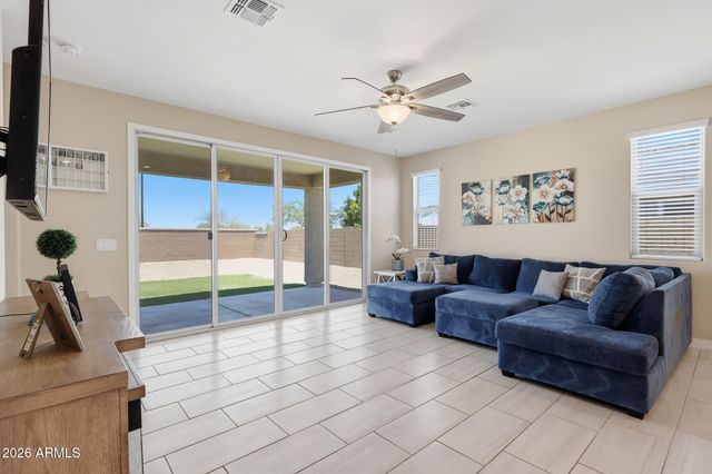 18018 W HESS Street, Goodyear, AZ 85338