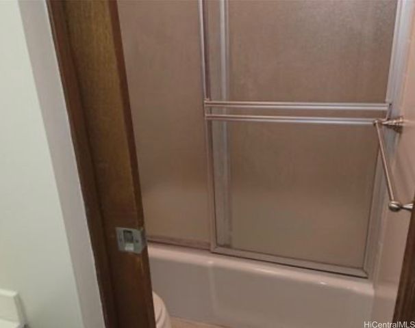 2140 Kuhio Avenue 2004, Honolulu, HI 96815