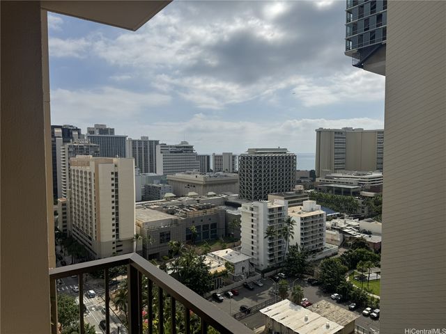 2140 Kuhio Avenue 2004, Honolulu, HI 96815