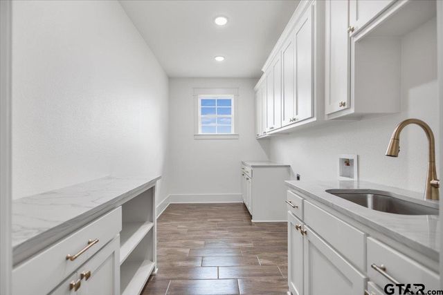 13851 Luka Lane, Tyler, TX 75704