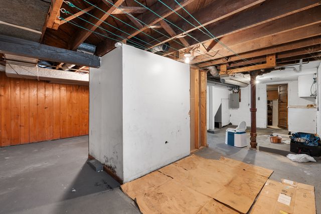 3940 12th Street, Rock Island, IL 61201