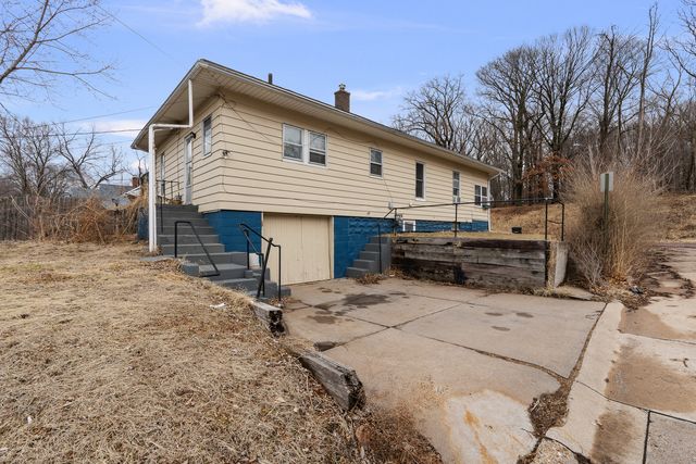 3940 12th Street, Rock Island, IL 61201