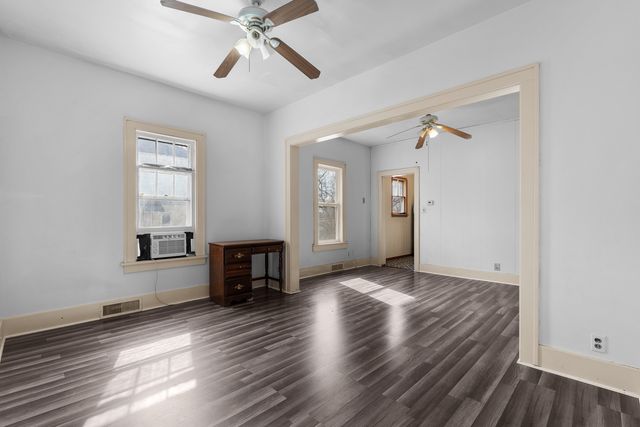 3940 12th Street, Rock Island, IL 61201