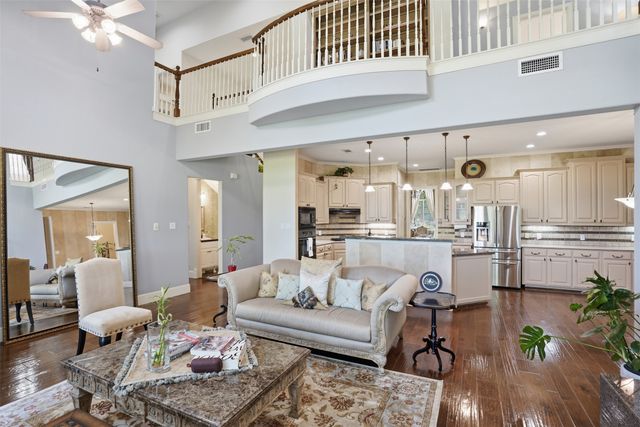 8830 Kameryn Lane, Lantana, TX 76226