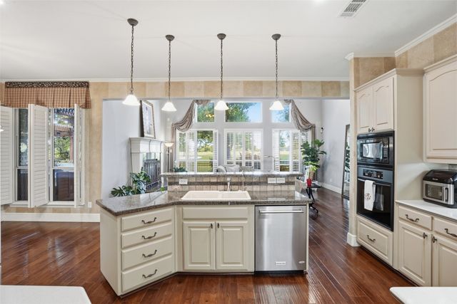 8830 Kameryn Lane, Lantana, TX 76226