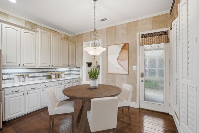 8830 Kameryn Lane, Lantana, TX 76226