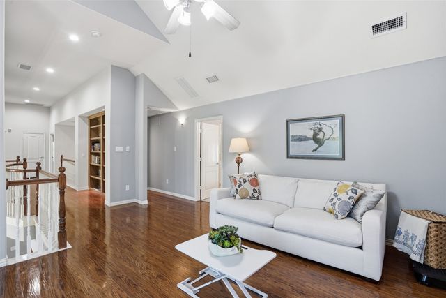 8830 Kameryn Lane, Lantana, TX 76226