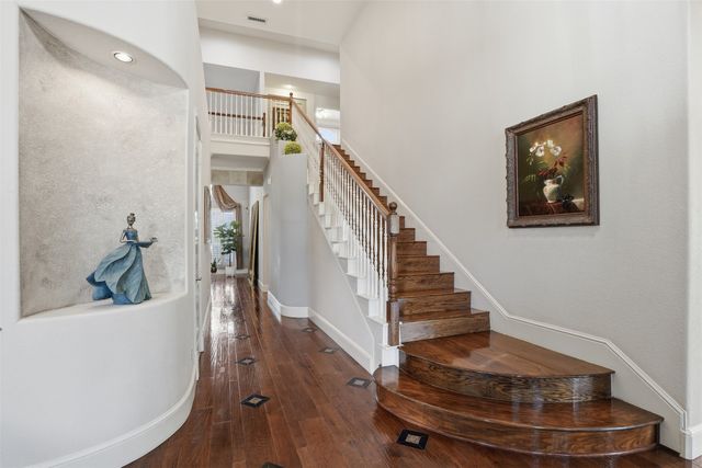 8830 Kameryn Lane, Lantana, TX 76226