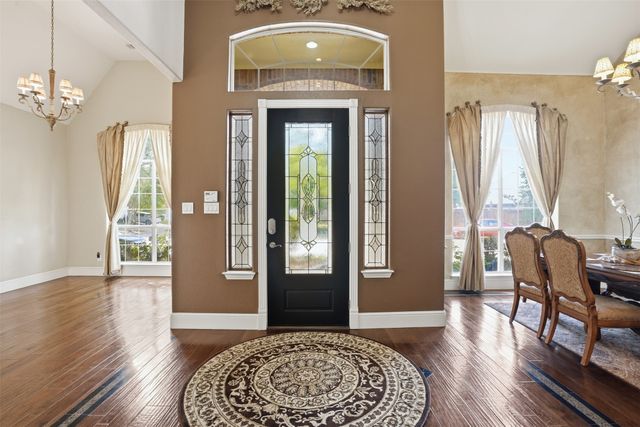 8830 Kameryn Lane, Lantana, TX 76226