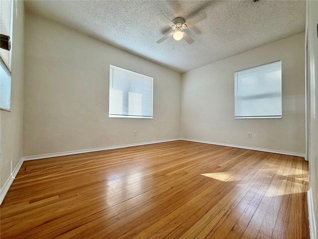 8023 COUNTRY CLUB ROAD N, St Petersburg, FL 33710