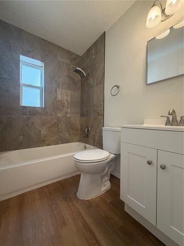 8023 COUNTRY CLUB ROAD N, St Petersburg, FL 33710