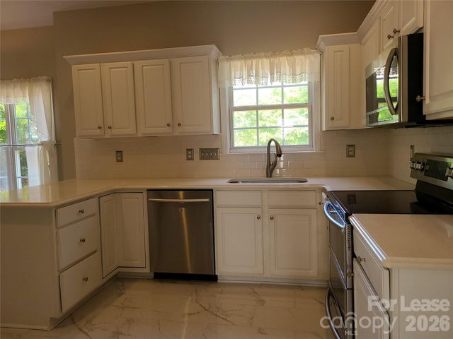 9509 Mitchell Glen Drive, Charlotte, NC 28277