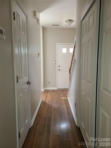 9509 Mitchell Glen Drive, Charlotte, NC 28277