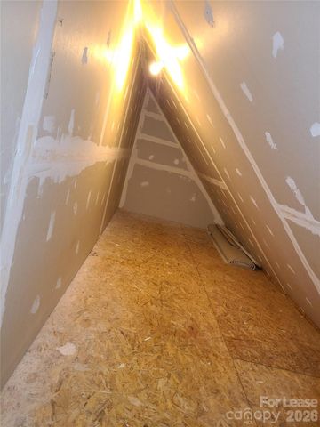 9509 Mitchell Glen Drive, Charlotte, NC 28277