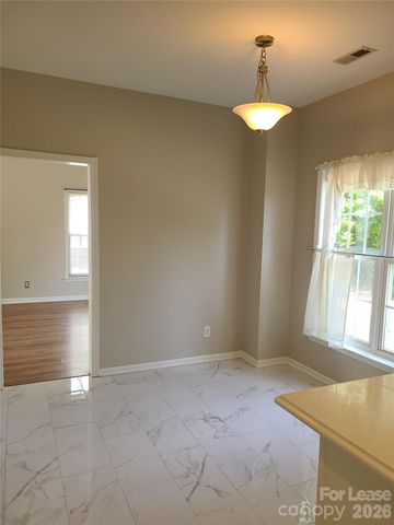 9509 Mitchell Glen Drive, Charlotte, NC 28277