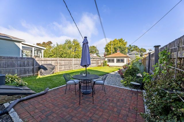 220 E Welch Avenue, Columbus, OH 43207
