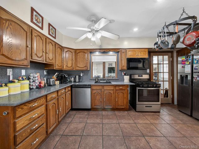 20-22 Thiells Mt Ivy Road, Pomona, NY 10970