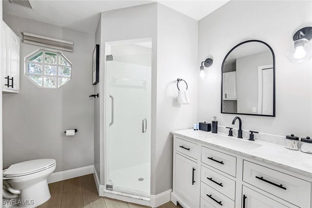 45 Wickliffe DR, Naples, FL 34110