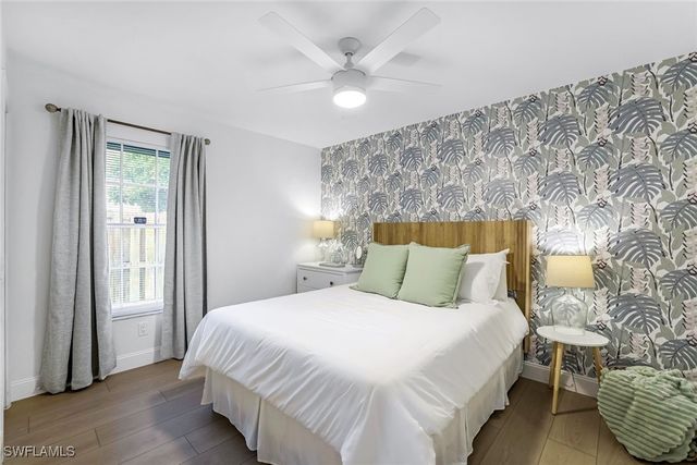 45 Wickliffe DR, Naples, FL 34110