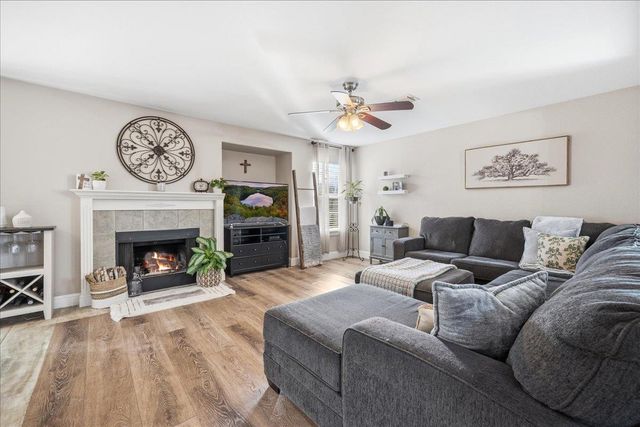 4217 Crazy Horse Rd, Cameron Park, CA 95682