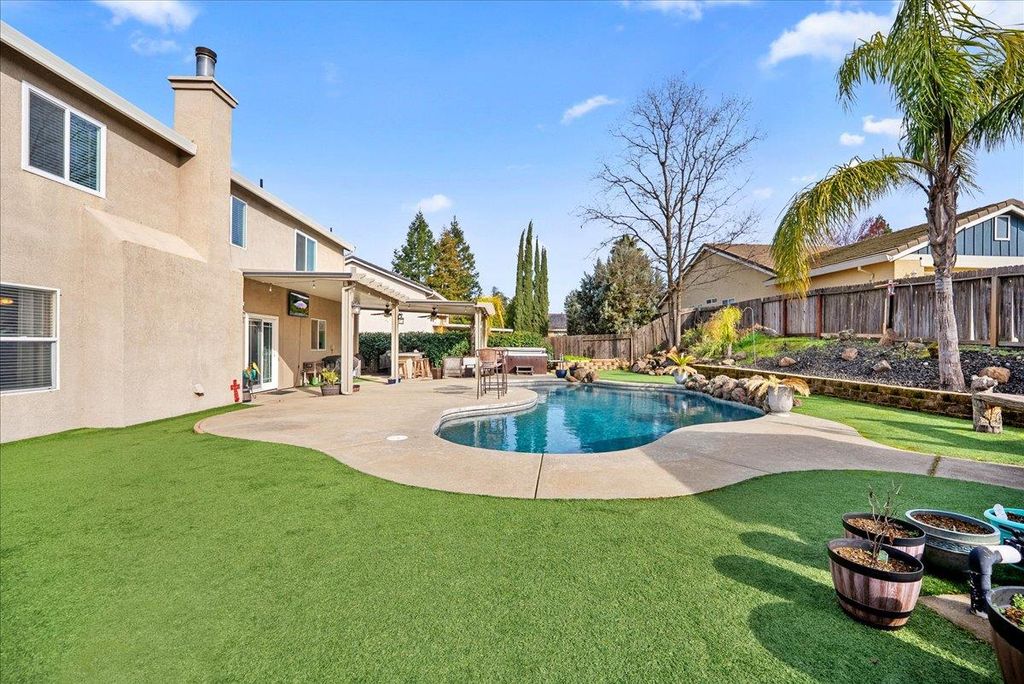 4217 Crazy Horse Rd, Cameron Park, CA 95682