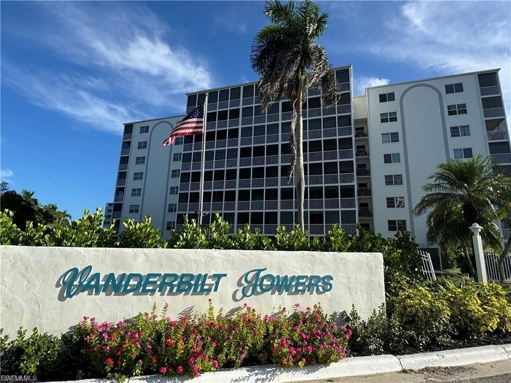 1 Bluebill AVE 302, NAPLES, FL 34108 — photo 5