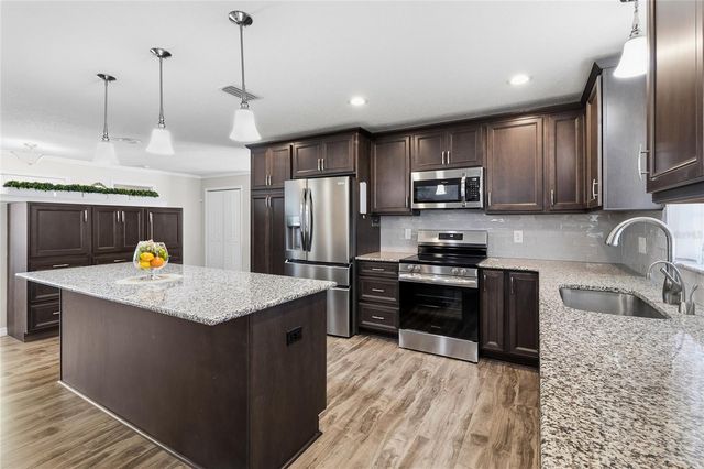 8823 KENWOOD ROAD, Seminole, FL 33777