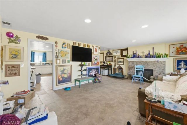 200 Bonita Court, Mentone, CA 92359
