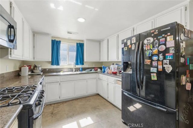 200 Bonita Court, Mentone, CA 92359